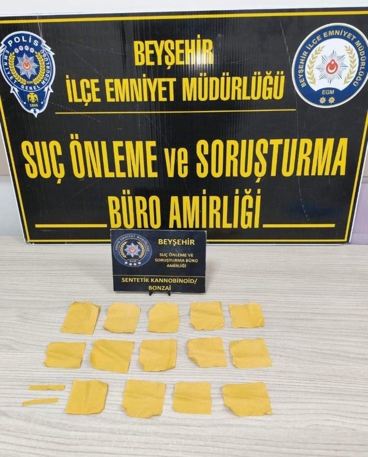 Konya’da polis ekiplerinden uyuşturucu operasyonu: 5 gözaltı