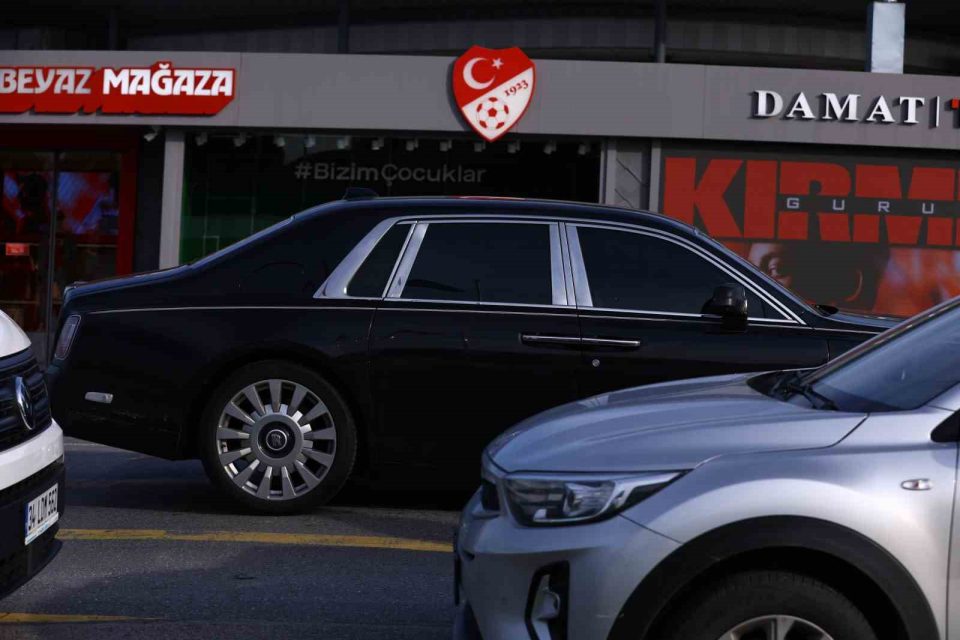 A Milli Futbol Takımı’nın yeni teknik direktörü Sergen Yalçın oldu