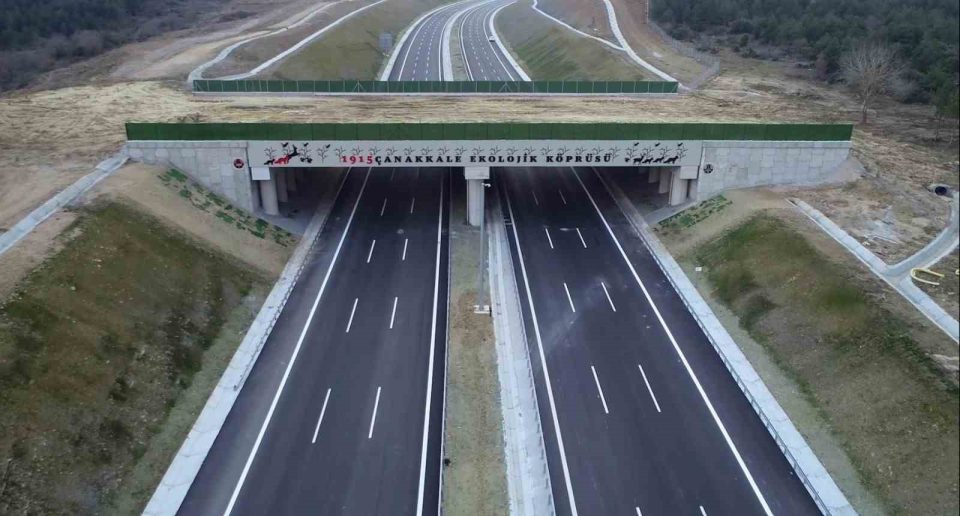 Karayolu ve Demiryolu Ağında 21 Ekolojik Köprü İnşa Edildi