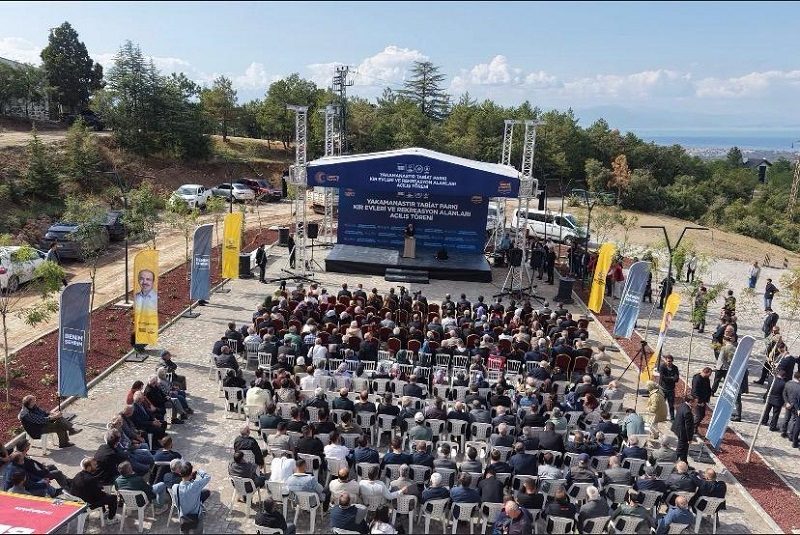Beyşehir Yakamanastır Tabiat Parkı Kır Evleri ve Rekreasyon Alanlarının açılışı düzenlenen törenle gerçekleştirildi.