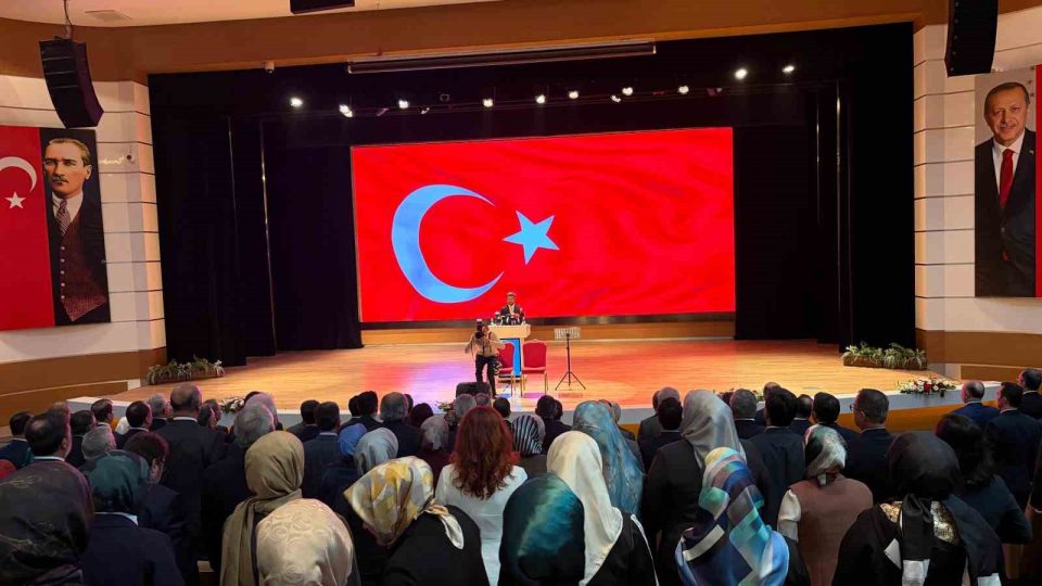 Bakan Tekin: "İmam hatip okullarının üçüncü kurucusu Cumhurbaşkanımızdır"